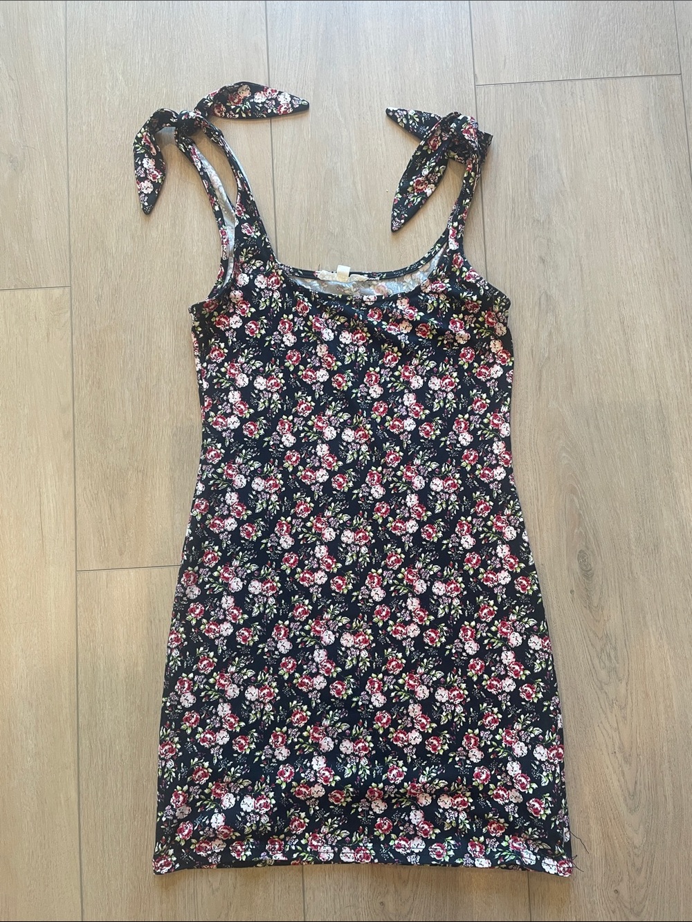 Floral Tie-Shoulder Mini Dress in Black and Pink